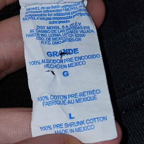 Phoenix Zoo "Hairy Otter" Harry Potter T-Shirt - Picture 2 of 2